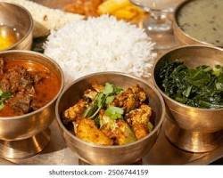 punjabi-amritsari-kulcha-thali